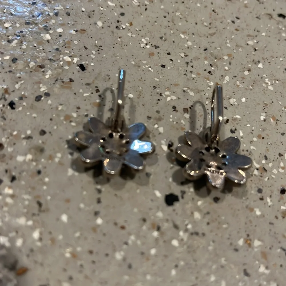 VINTAGE MONET FLORAL LEVER BACK SILVER TONE EARRINGS